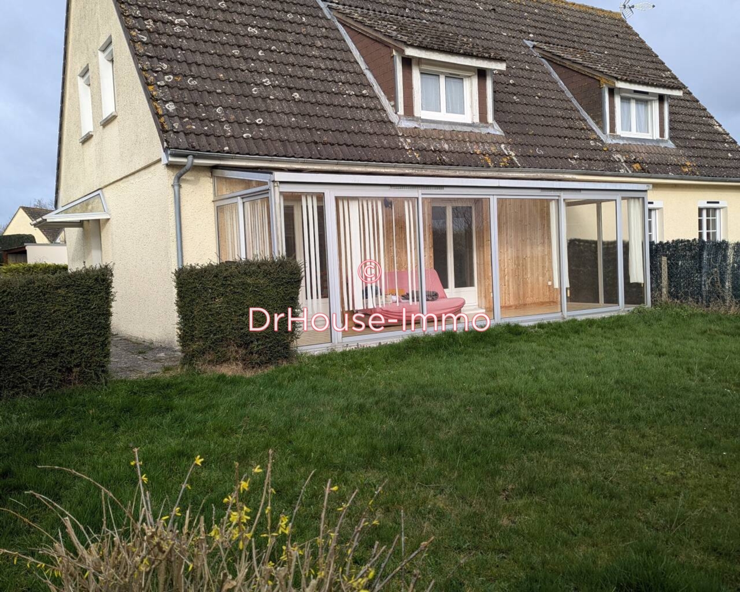 Maison 5 pièces de 98 m² - Bernay (27300)