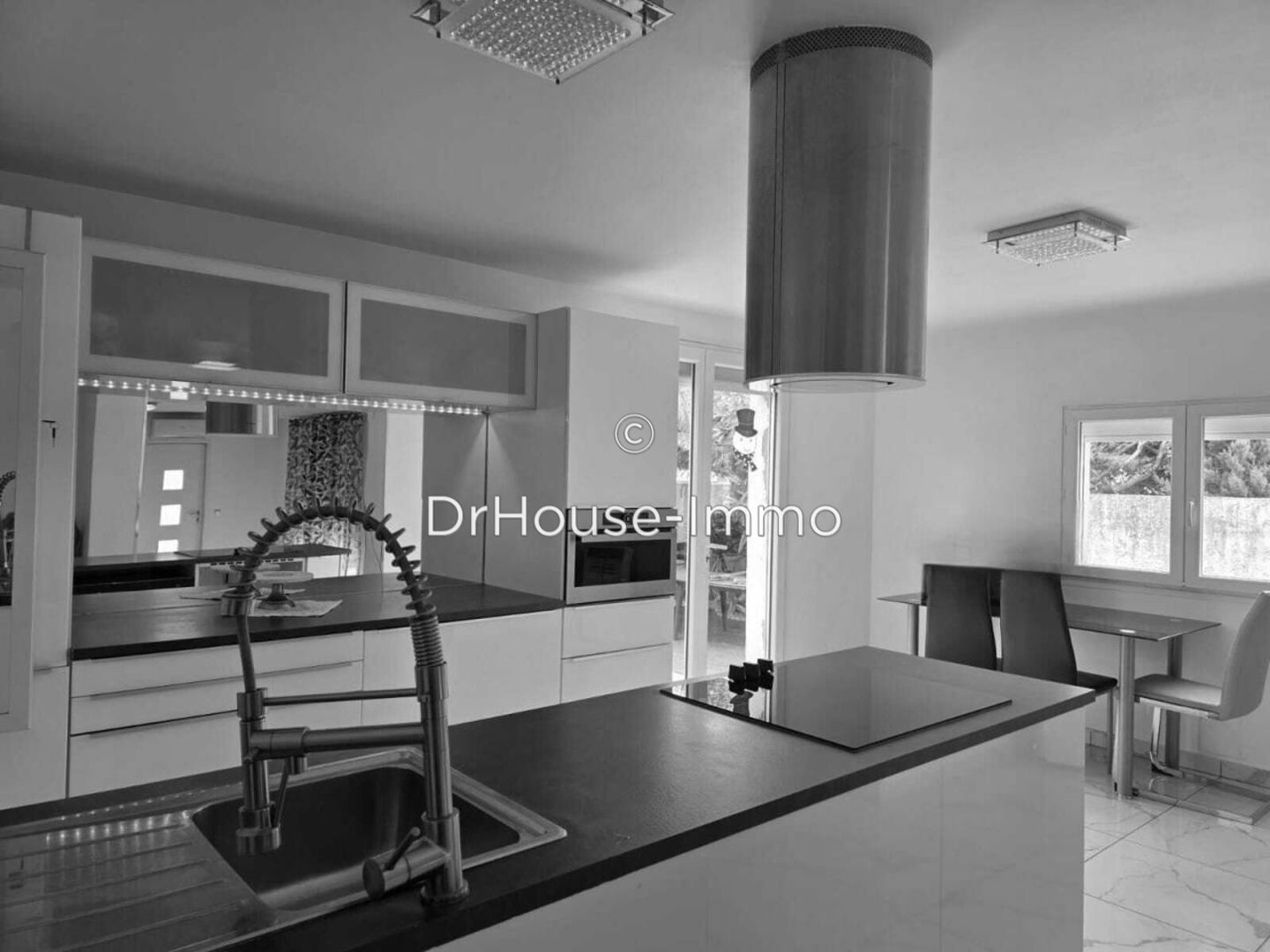 Maison 4 pièces de 114 m² - Bordeaux (33000)