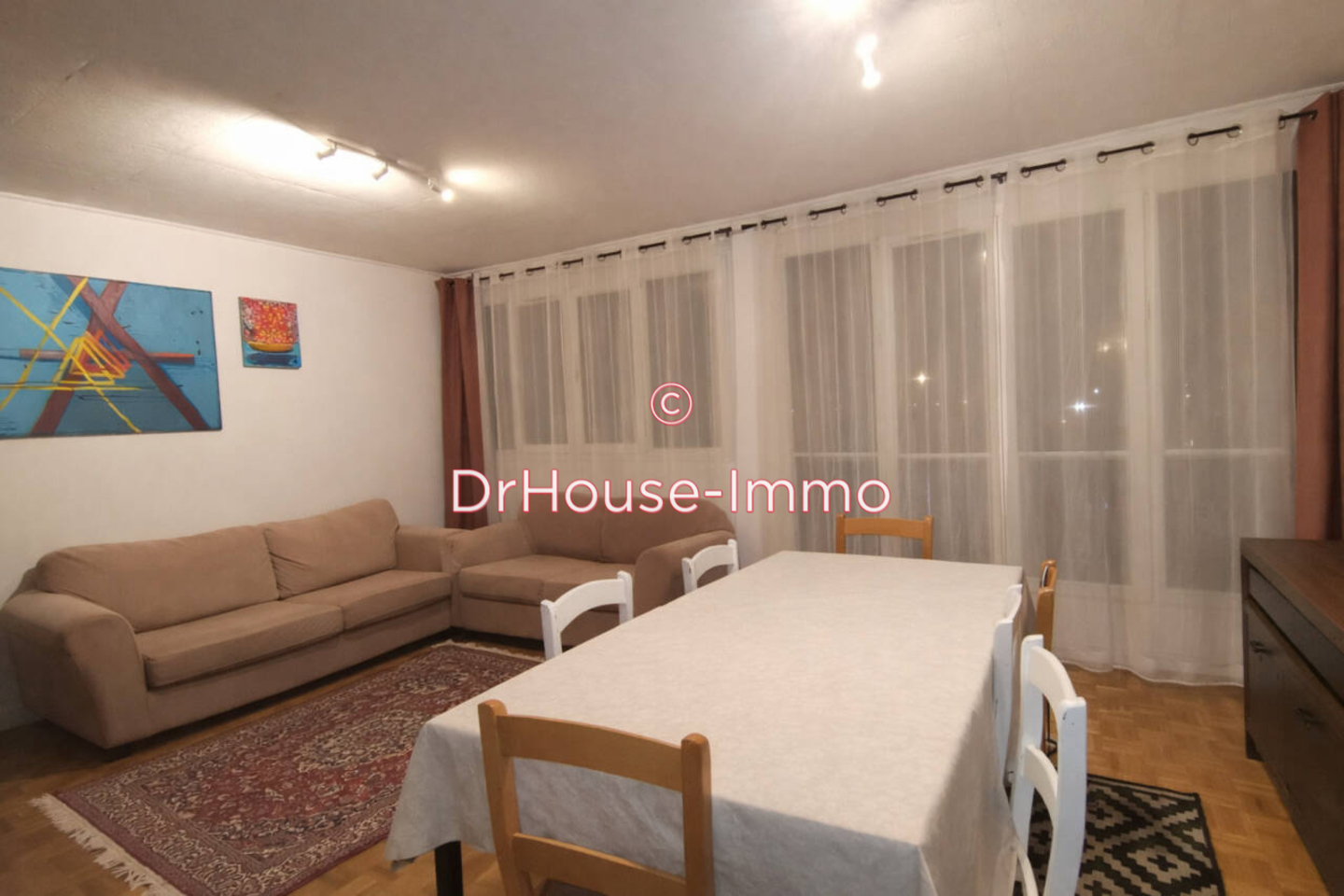 Appartement 4 pièces de 74 m² - Neuilly-sur-Marne (93330)