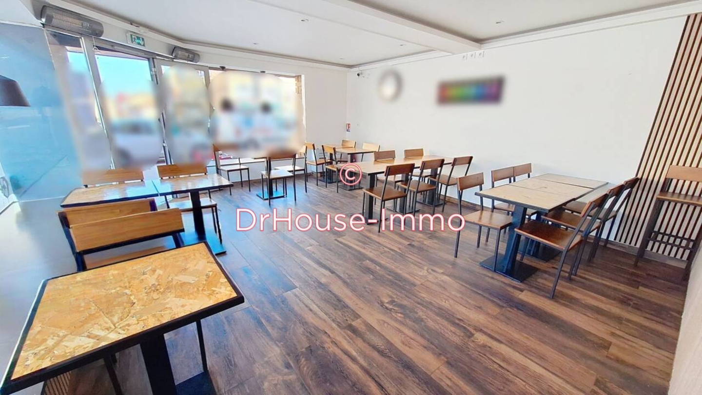 Commerce de 160 m² - Anse (69480)