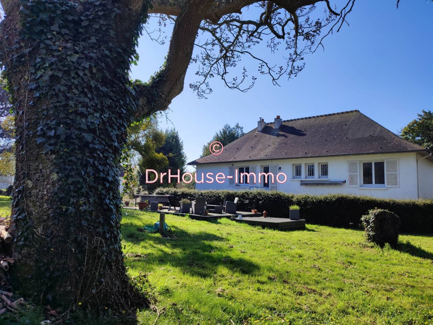 Maison 6 pièces de 148 m² - Bayeux (14400)