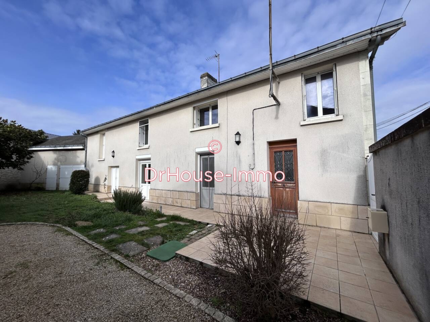 Maison 4 pièces de 96 m² - La Roche-Rigault (86200)