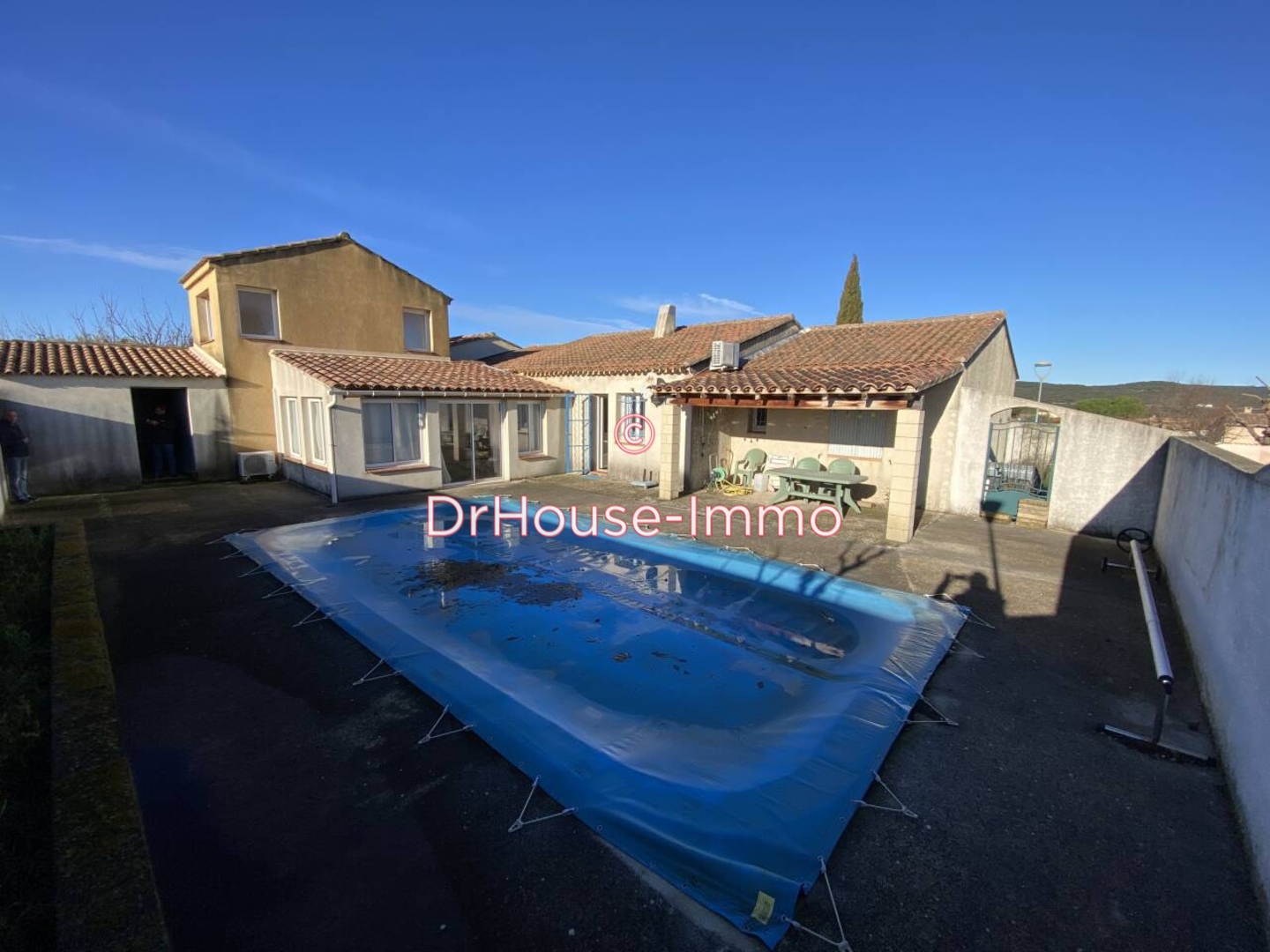 Maison 5 pièces de 147 m² - Rochefort-du-Gard (30650)