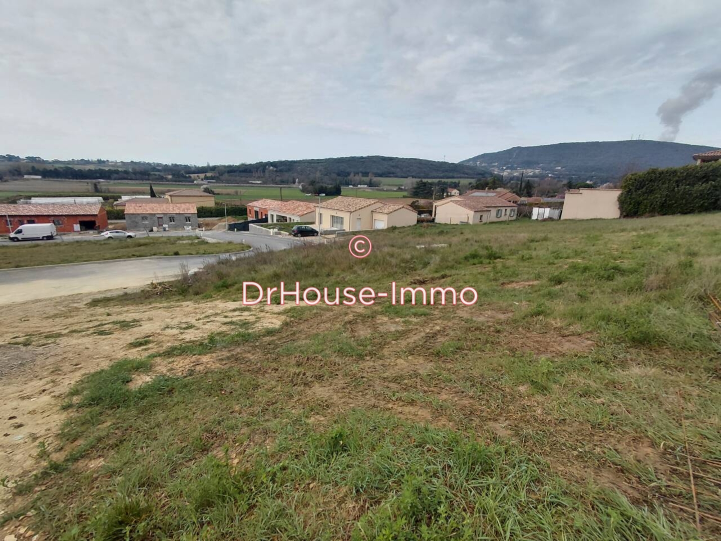 Terrain de 614 m² - Saint-Marcel-lès-Sauzet (26740)