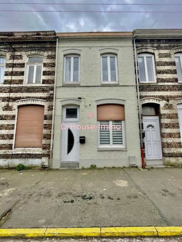 Maison 7 pièces de 100 m² - Quiévrechain (59920)
