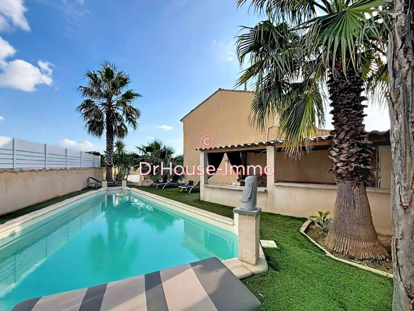 Maison 4 pièces de 107 m² - Vitrolles (13127)