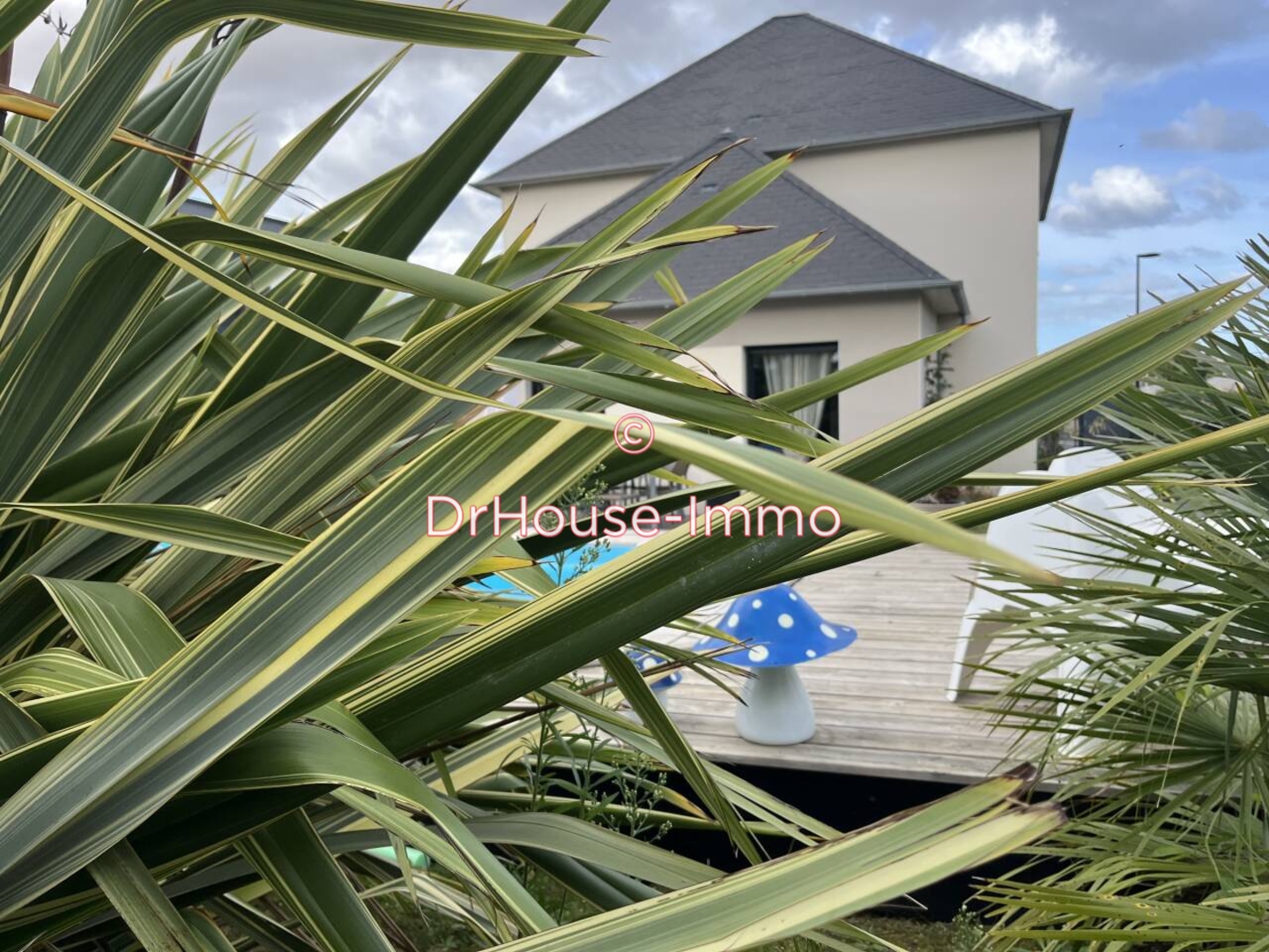 Maison 6 pièces de 146 m² - Biéville-Beuville (14112)