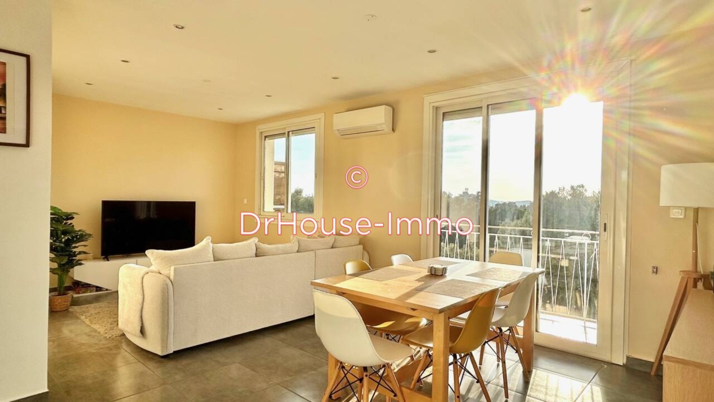 Appartement 4 pièces de 61 m² - Toulon (83000)