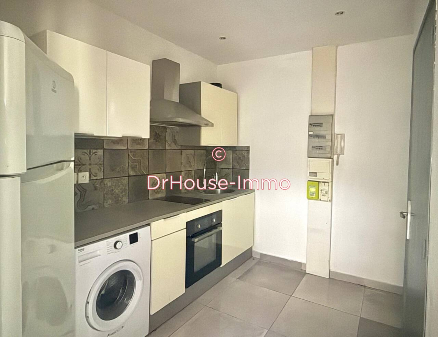 Appartement 2 pièces de 48 m² - Toulon (83100)