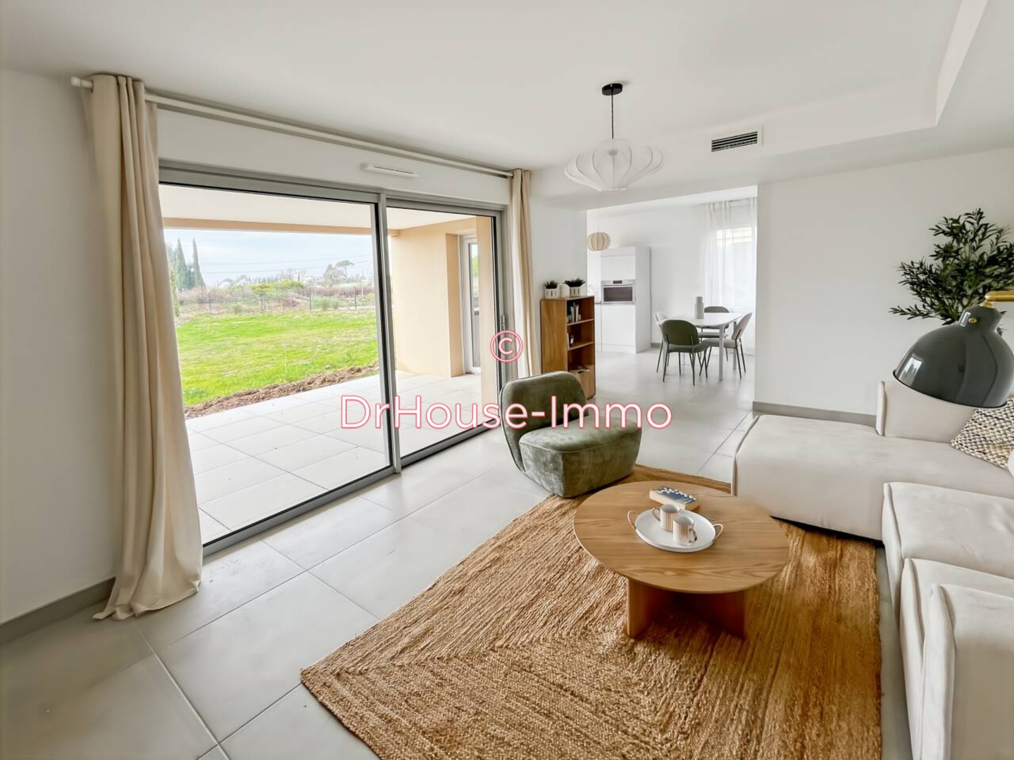 Appartement 5 pièces de 85 m² - Aix-en-Provence (13090)