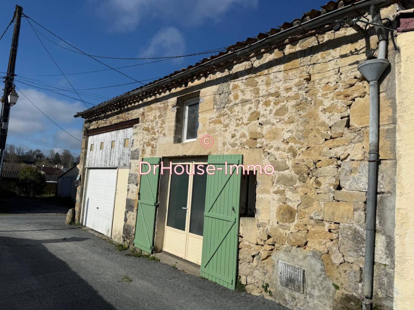 Maison 5 pièces de 150 m² - Sauveterre-de-Guyenne (33540)