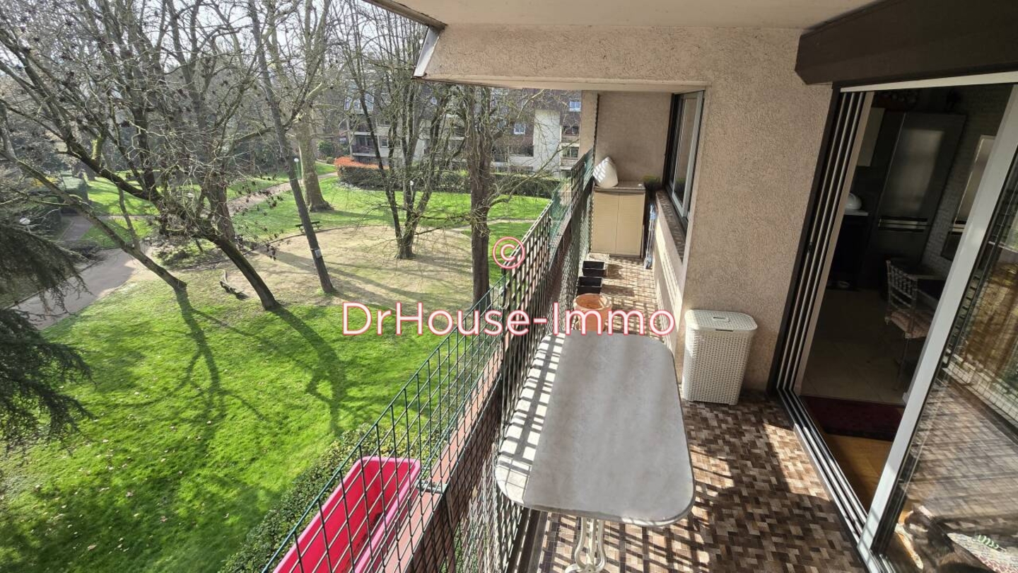 Appartement 2 pièces de 60 m² - Créteil (94000)