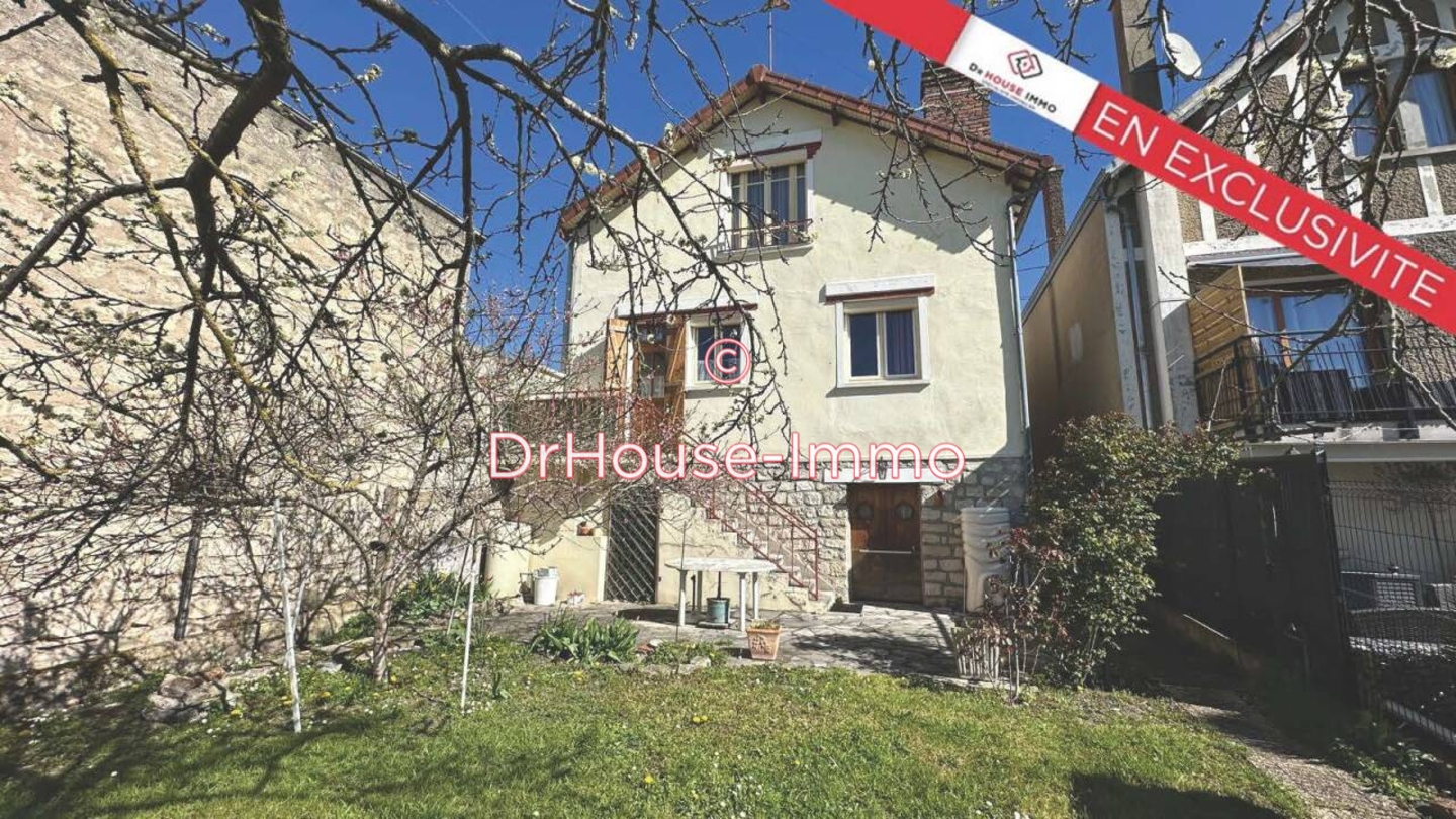 Maison 5 pièces de 102 m² - Limay (78520)