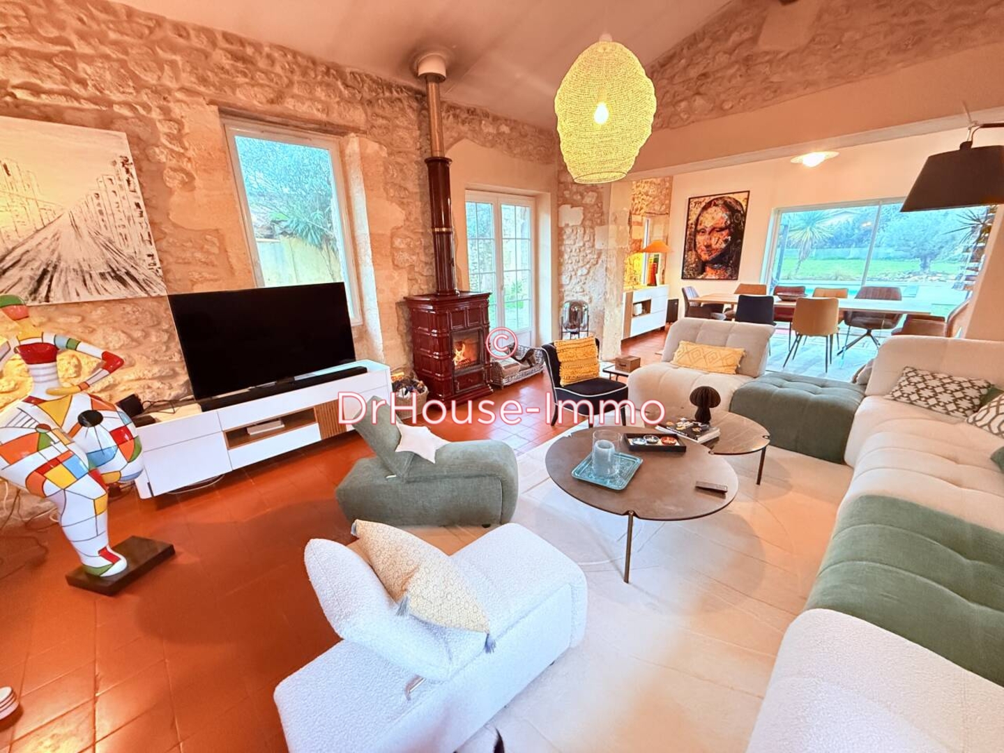 Maison 9 pièces de 230 m² - Saint-Laurent-Médoc (33112)