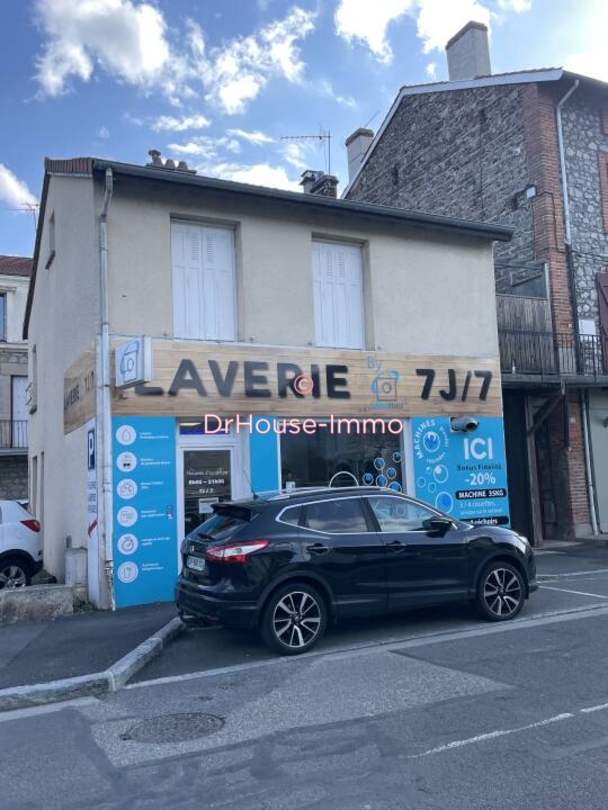 Immeuble 6 pièces de 110 m² - Unieux (42240)