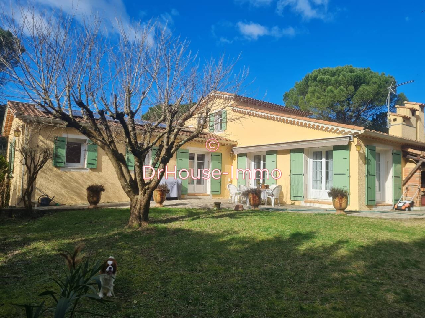 Maison 5 pièces de 150 m² - Alès (30100)