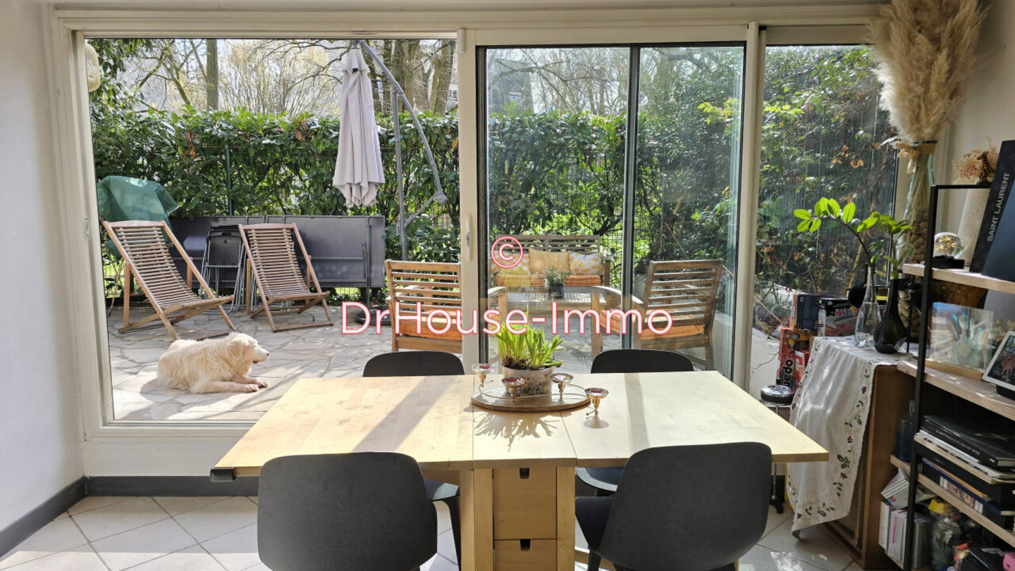 Appartement 3 pièces de 82 m² - Créteil (94000)