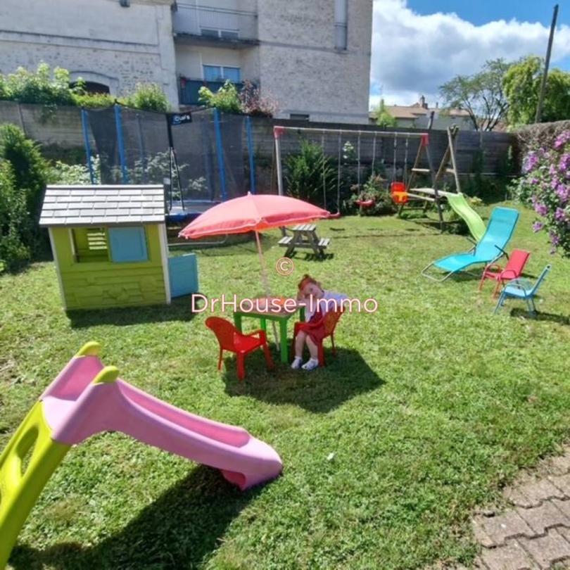 Maison 4 pièces de 109 m² - La Couronne (16400)