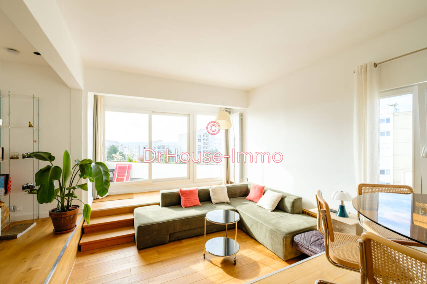 Appartement 2 pièces de 60 m² - Chatou (78400)