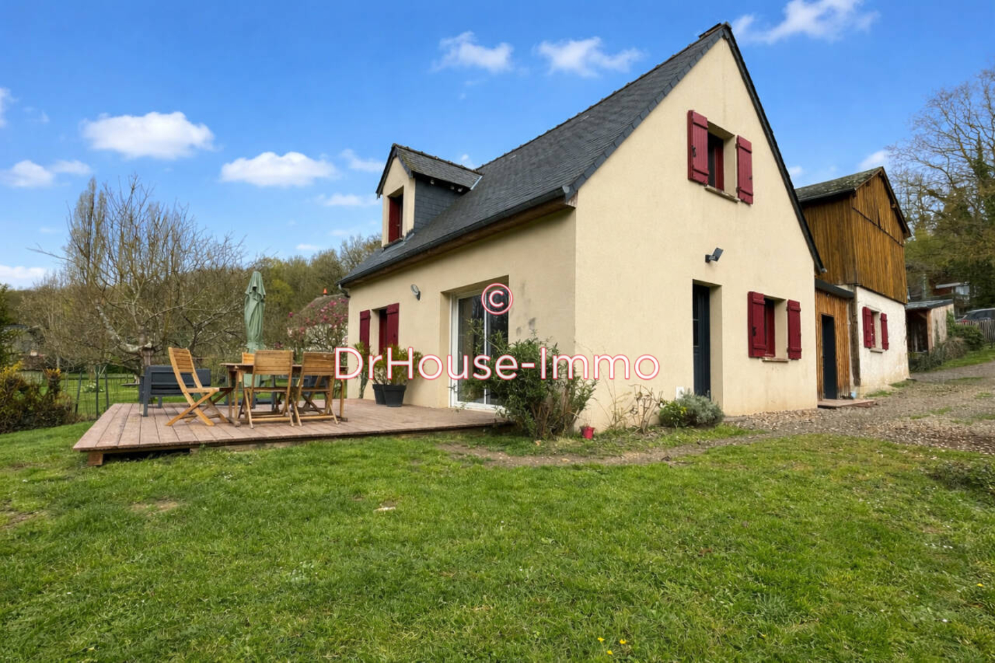 Maison 5 pièces de 128 m² - Villaines-les-Rochers (37190)