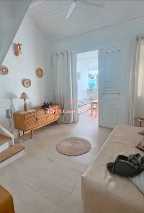 Appartement 2 pièces de 30 m² - Sainte-Anne (97227)