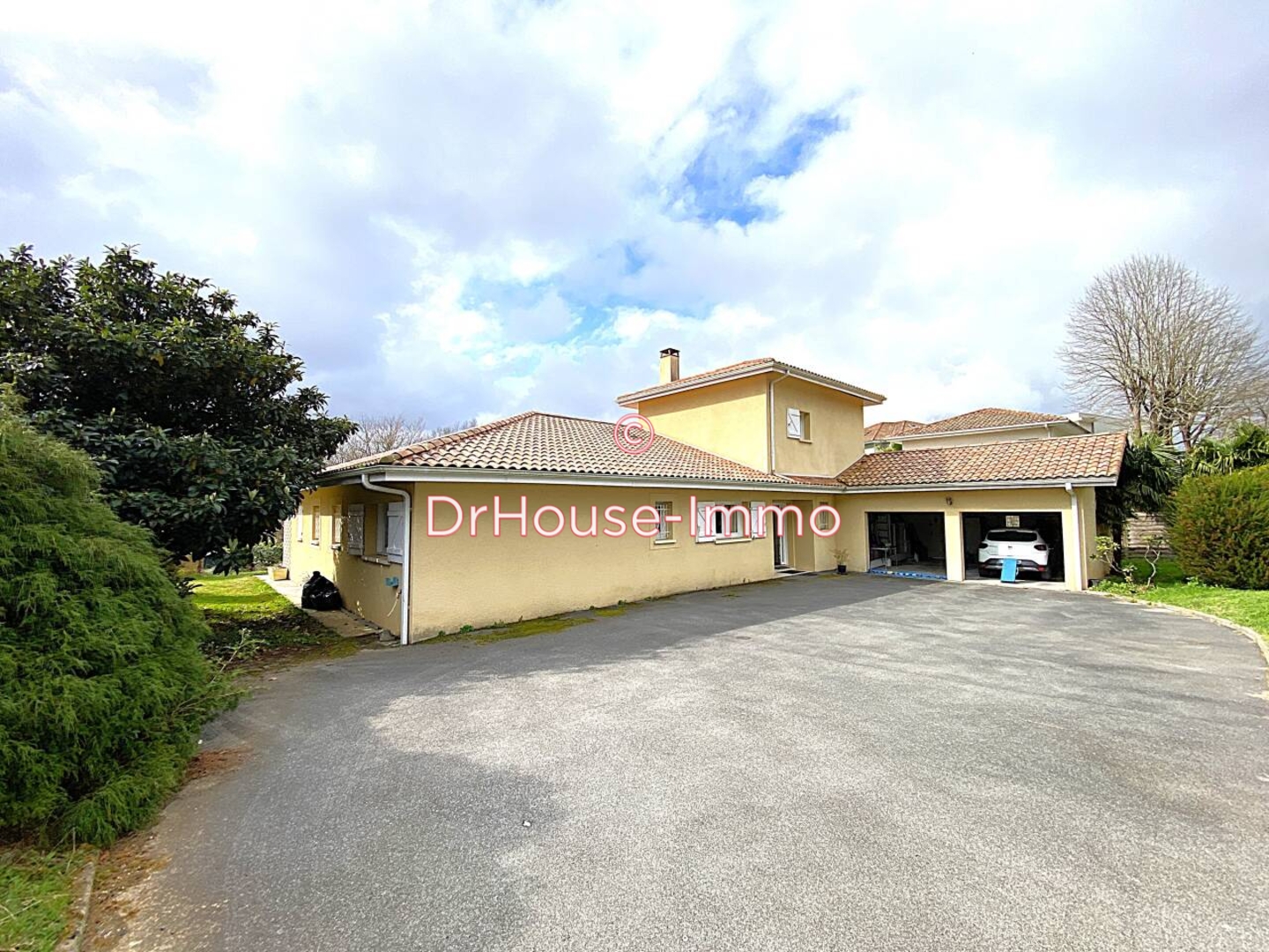 Maison 5 pièces de 187 m² - Bayonne (64100)