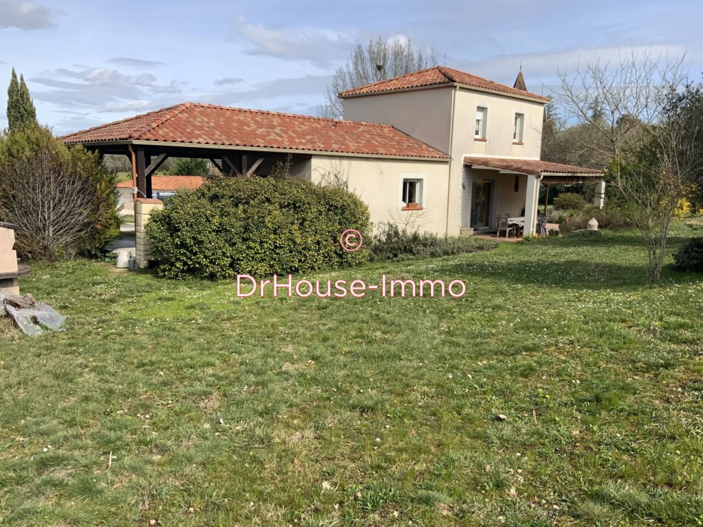 Maison 5 pièces de 136 m² - Cieurac (46230)