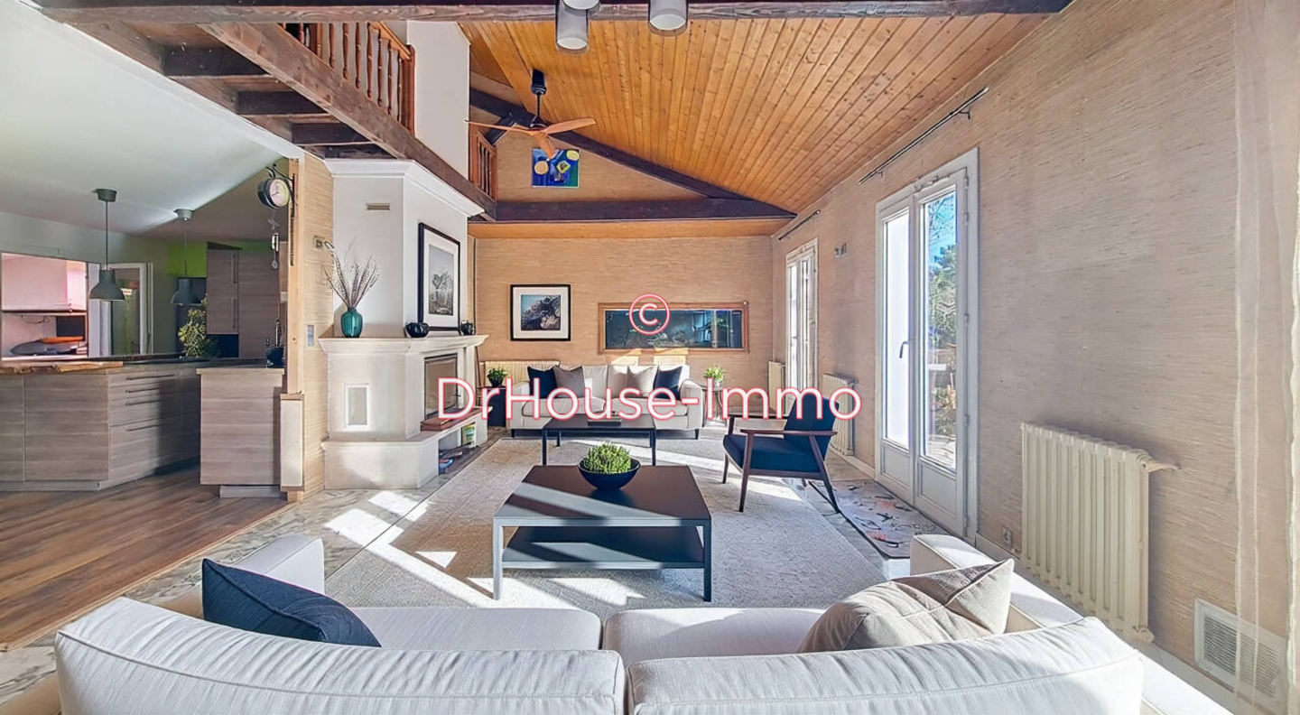 Maison 6 pièces de 191 m² - Gradignan (33170)