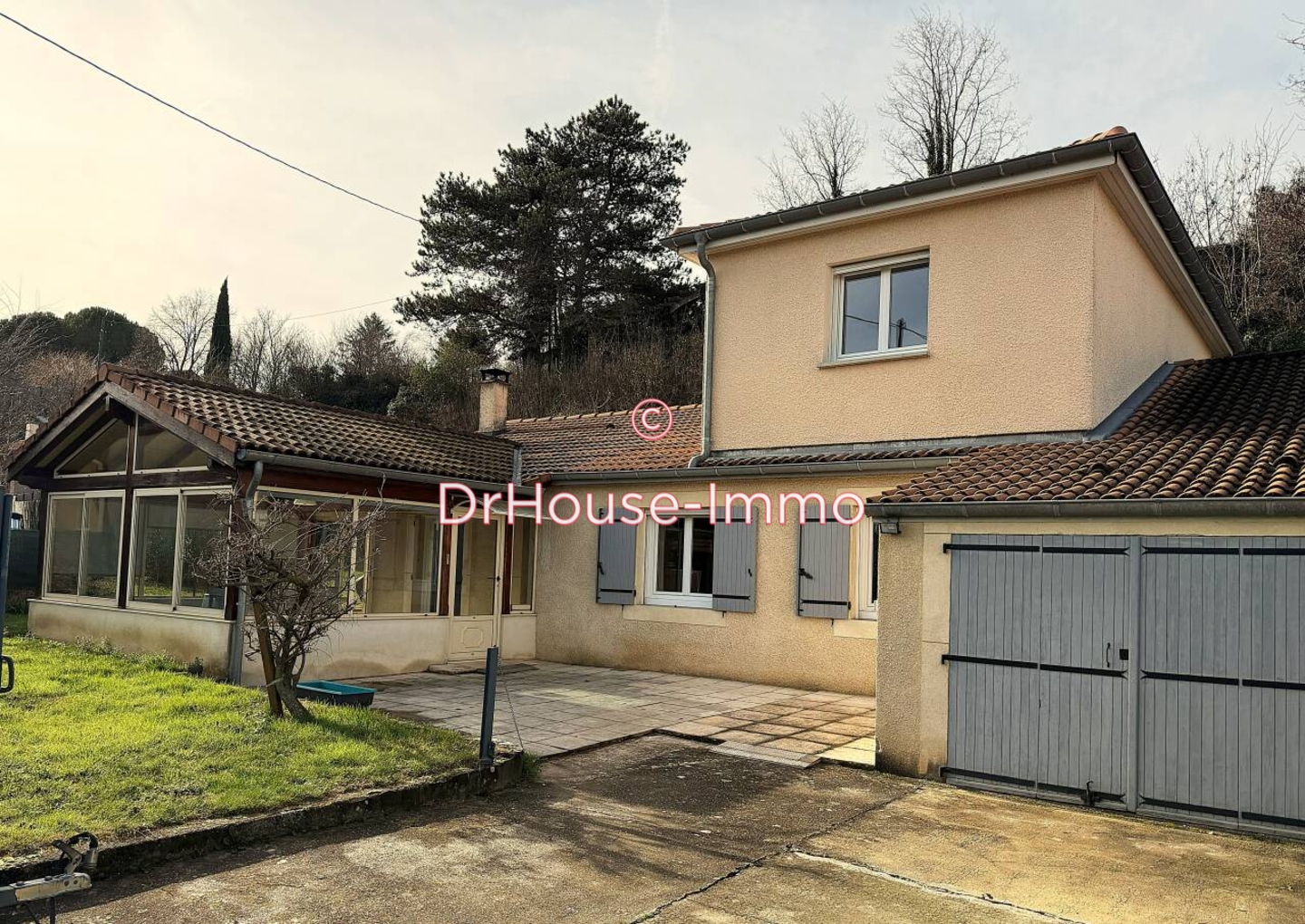 Maison 6 pièces de 140 m² - Crest (26400)