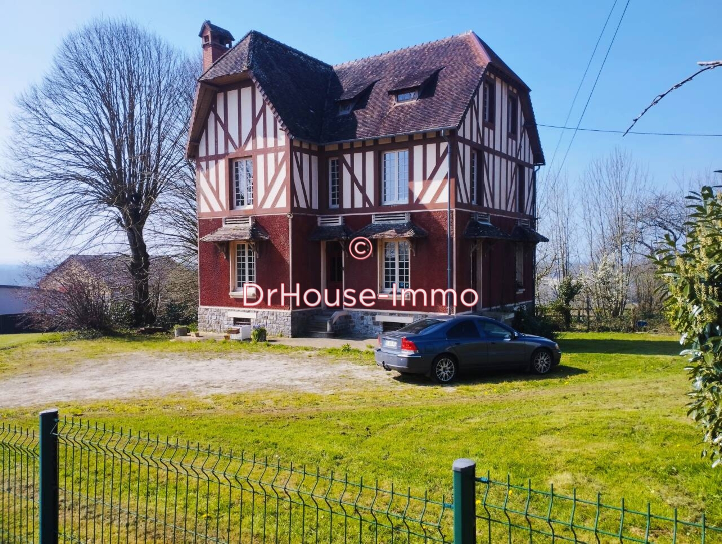 Maison 6 pièces de 130 m² - Domfront (61700)