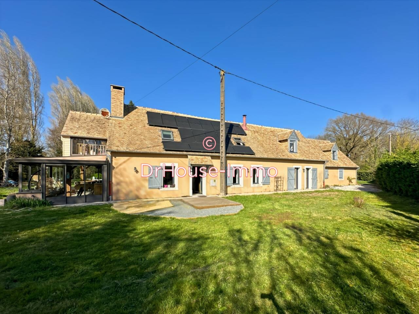 Maison 9 pièces de 220 m² - Lombron (72450)