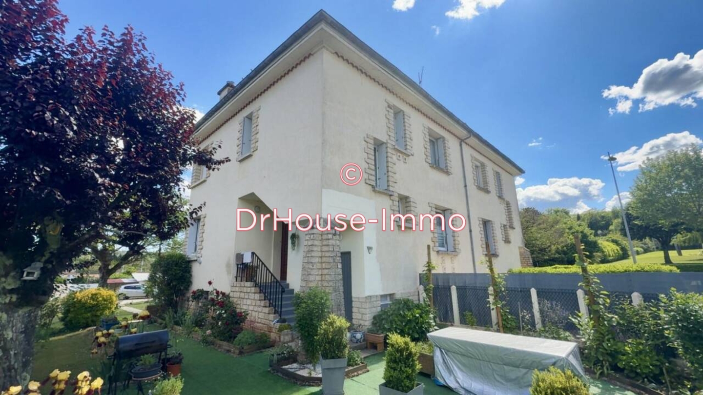 Maison 5 pièces de 105 m² - Luzech (46140)