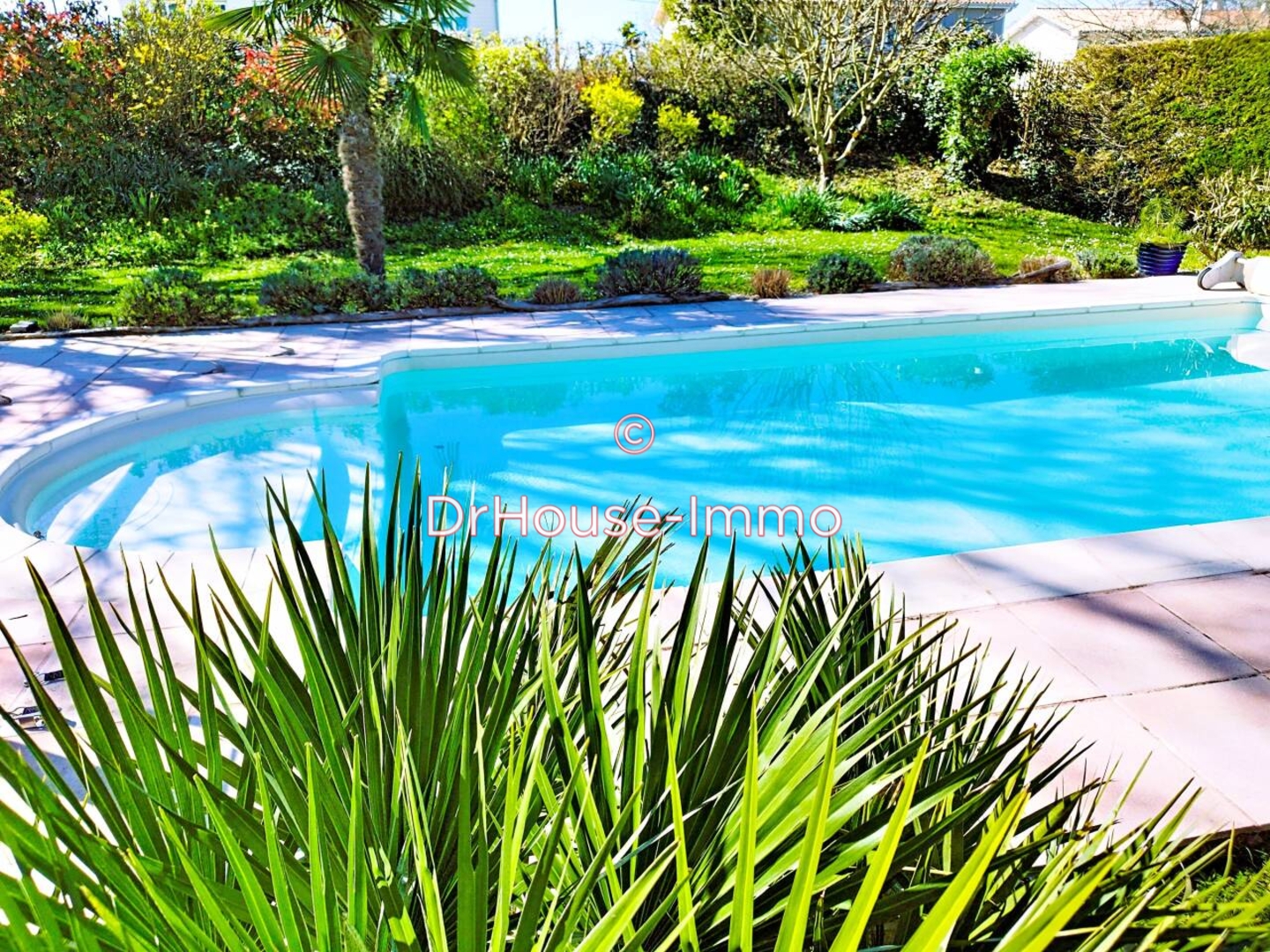 Maison 6 pièces de 146 m² - Blaye (33390)