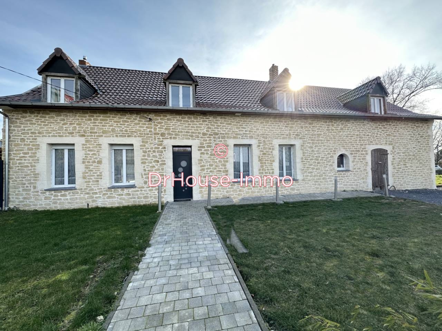 Maison 7 pièces de 180 m² - Englefontaine (59530)