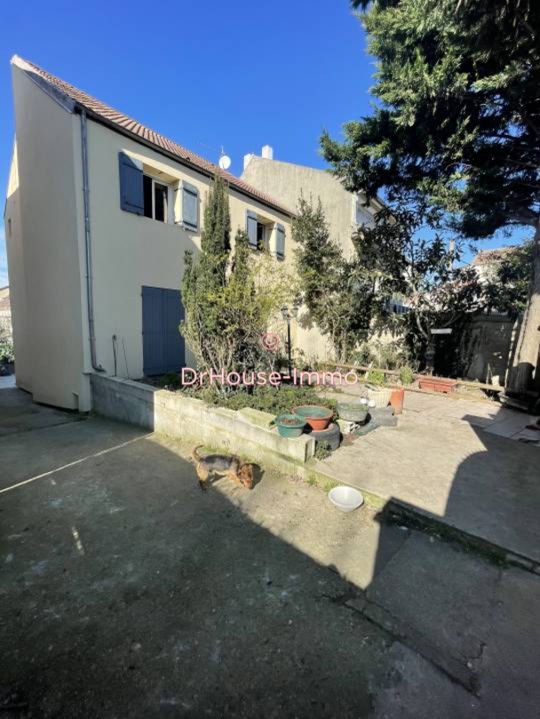 Maison 5 pièces de 109 m² - Stains (93240)