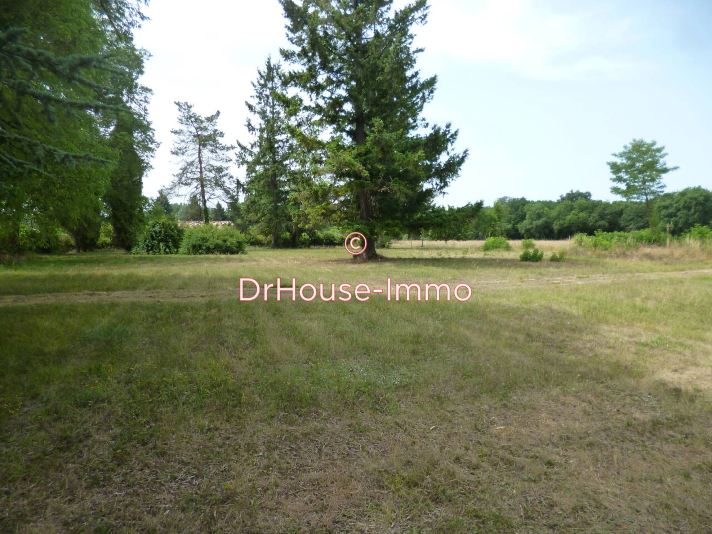 Terrain de 1 492 m² - Coirac (33540)