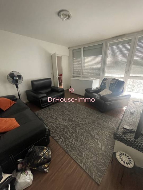 Appartement 4 pièces de 79 m² - Sevran (93270)