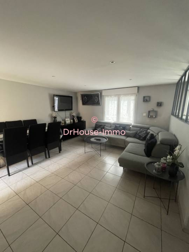 Maison 11 pièces de 170 m² - Vaujours (93410)