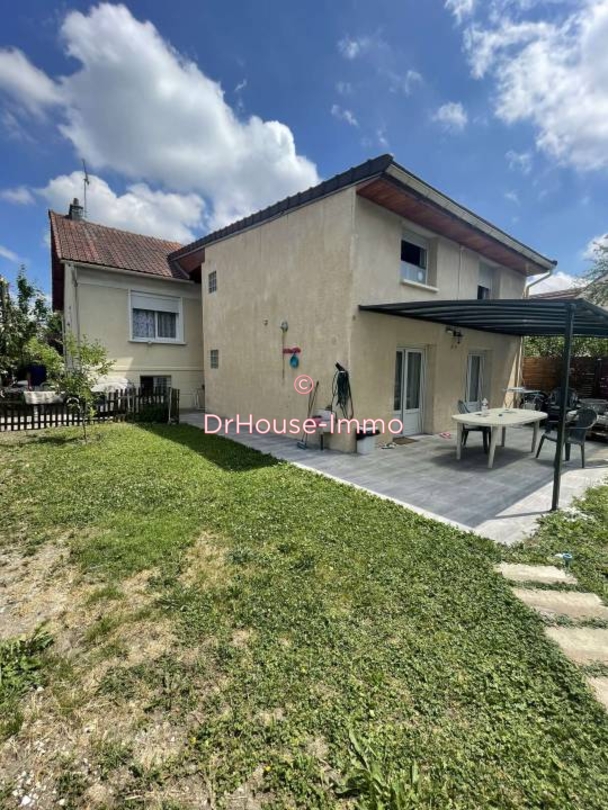 Maison 11 pièces de 170 m² - Vaujours (93410)