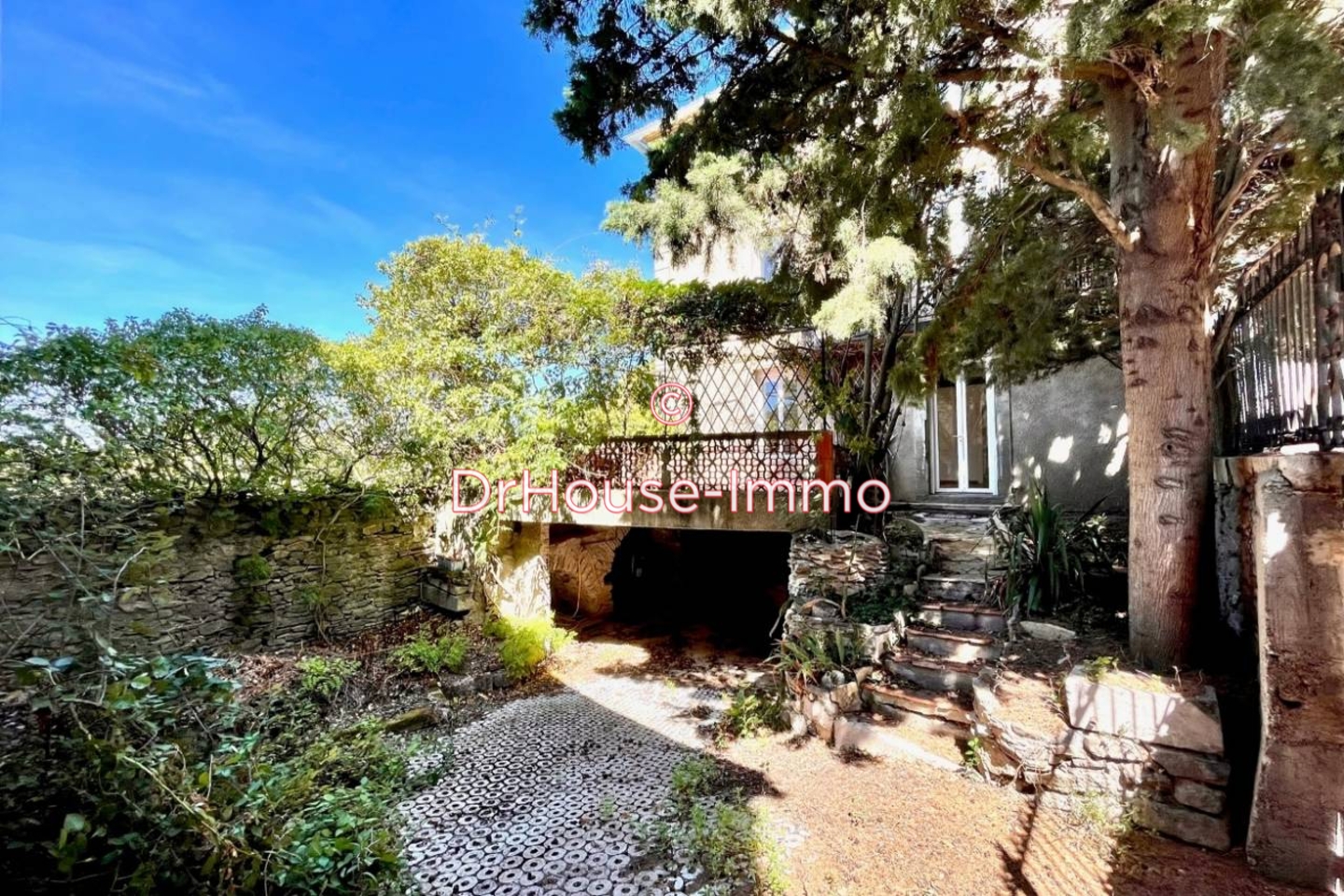 Maison 9 pièces de 256 m² - Conques-sur-Orbiel (11600)