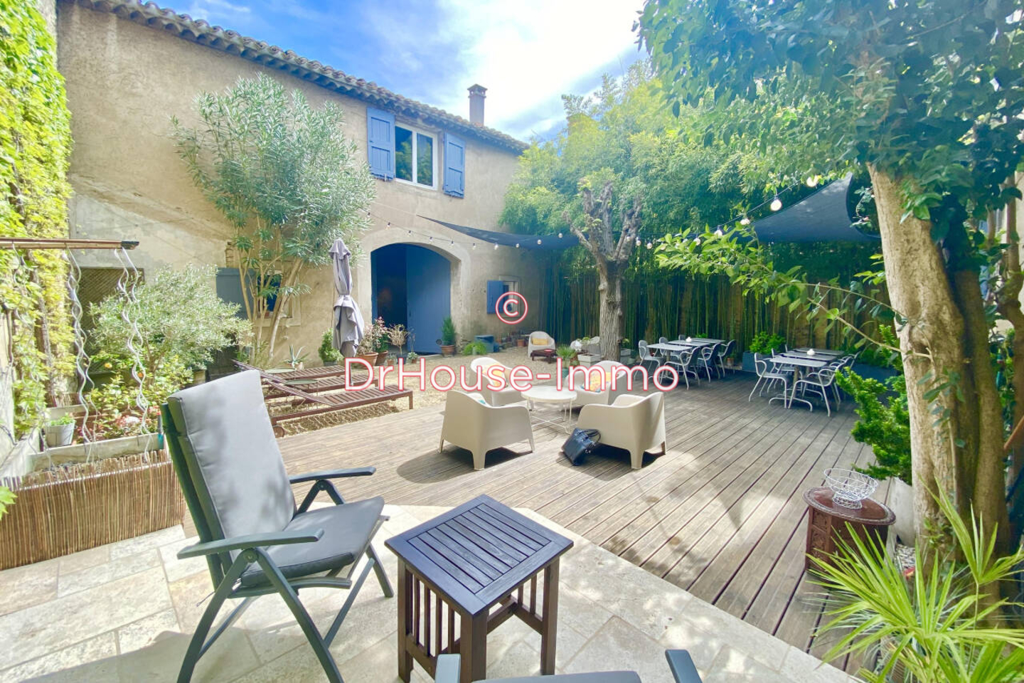 Maison 14 pièces de 350 m² - Olonzac (34210)