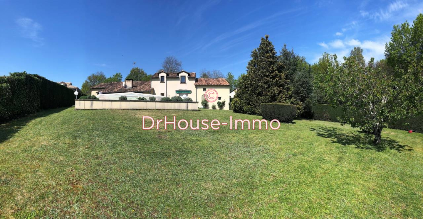 Maison 6 pièces de 153 m² - Périgueux (24000)