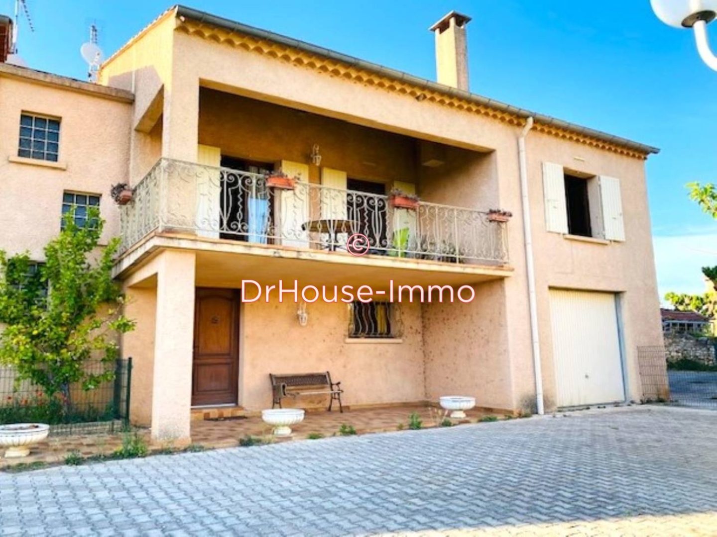 Maison 5 pièces de 135 m² - Uzès (30700)