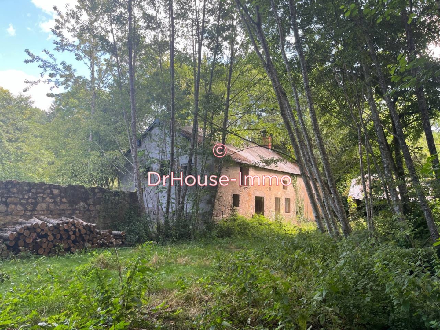 Maison 3 pièces de 140 m² - Chissey-en-Morvan (71540)