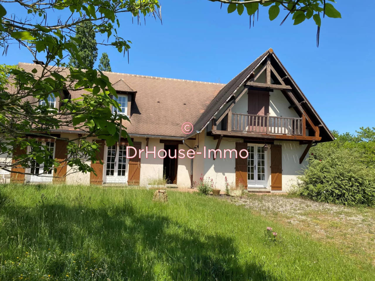 Maison 6 pièces de 172 m² - Saint-Privé (89220)