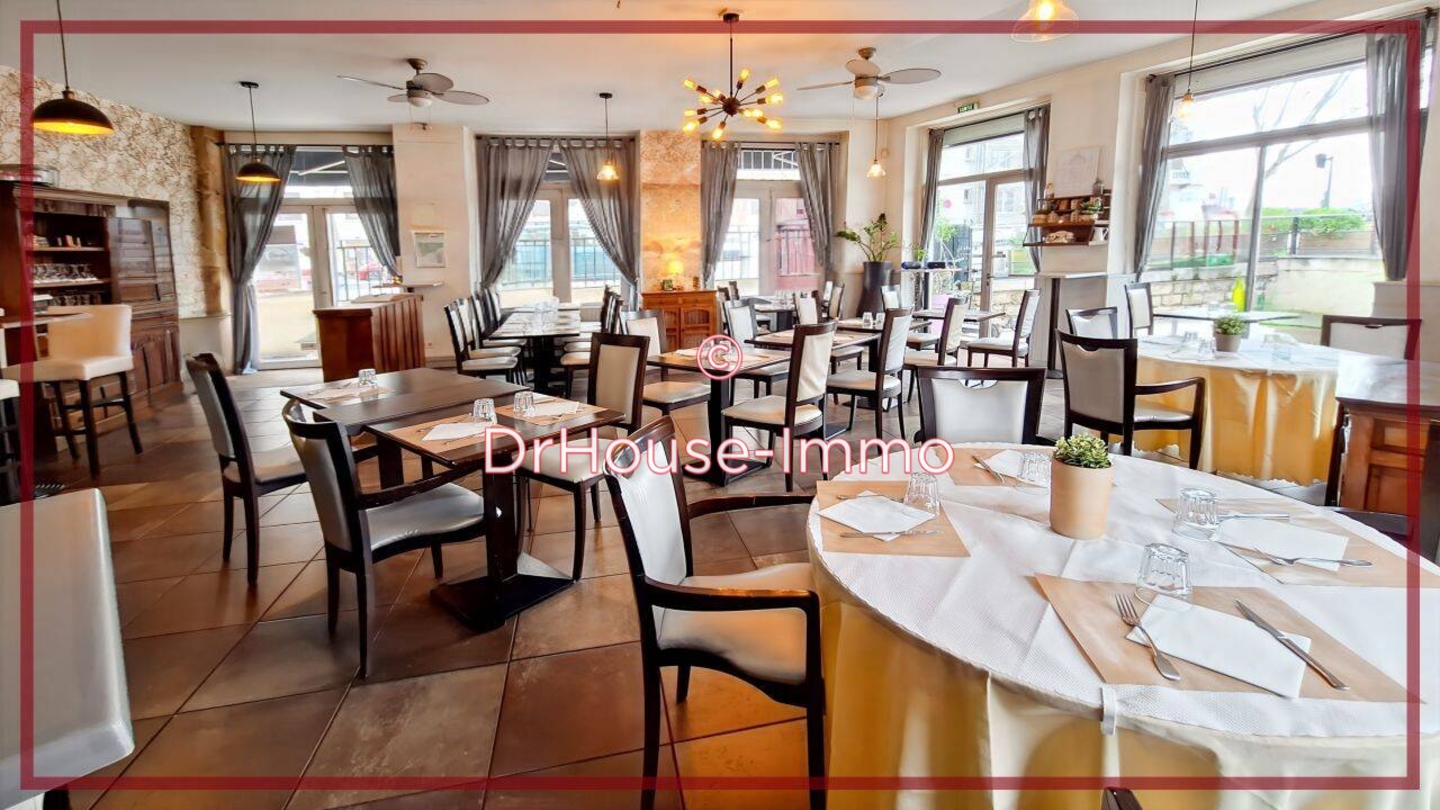 Commerce 4 pièces de 165 m² - Lyon (69008)