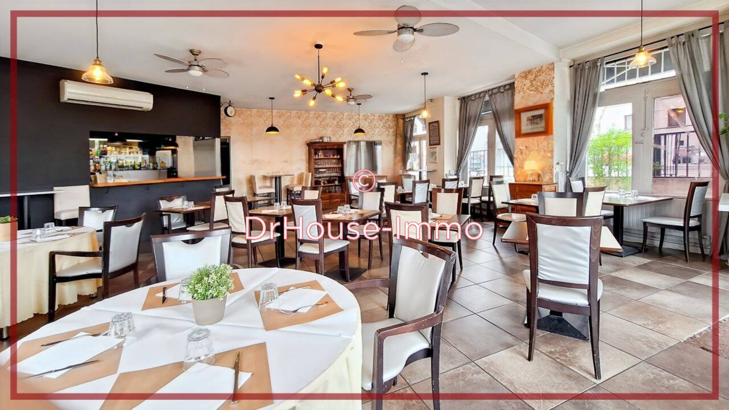 Commerce 4 pièces de 165 m² - Lyon (69008)