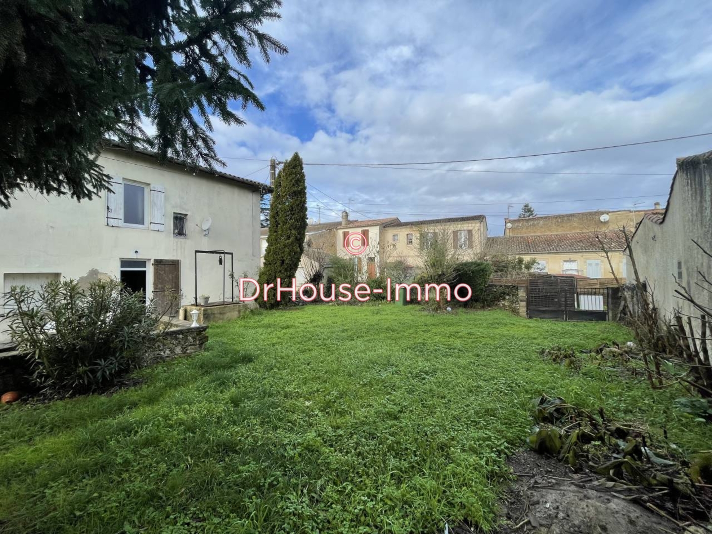 Maison 5 pièces de 85 m² - Preignac (33210)