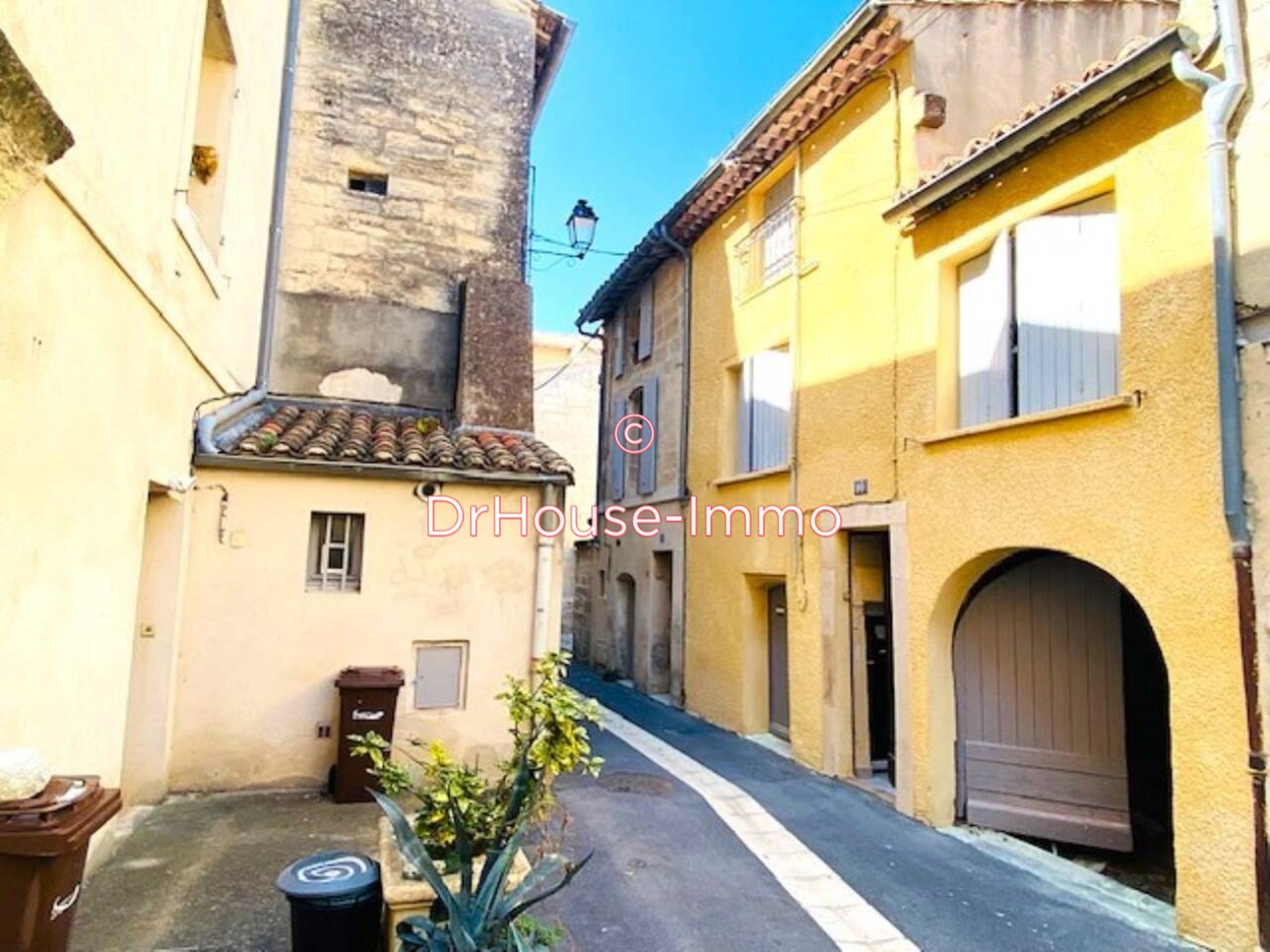 Maison 5 pièces de 85 m² - Uzès (30700)