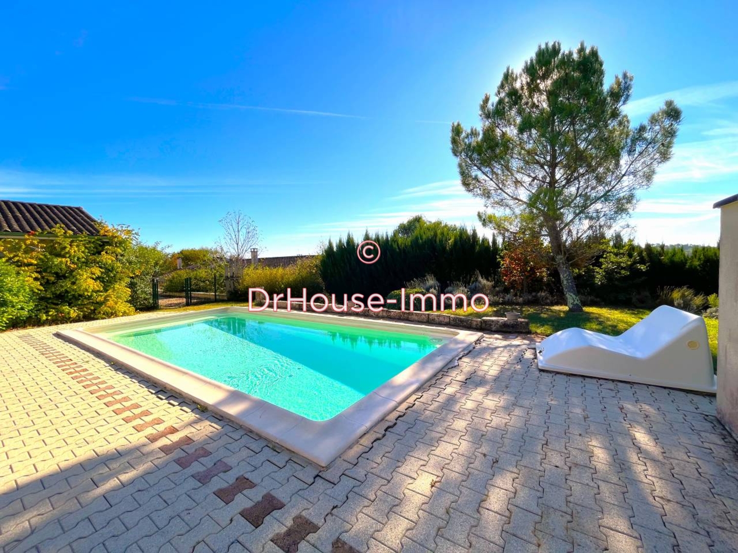 Maison 11 pièces de 313 m² - Saint-Front-d'Alemps (24460)